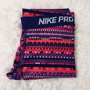Nike Pro Womens Printed Pull on Athletic Leggings